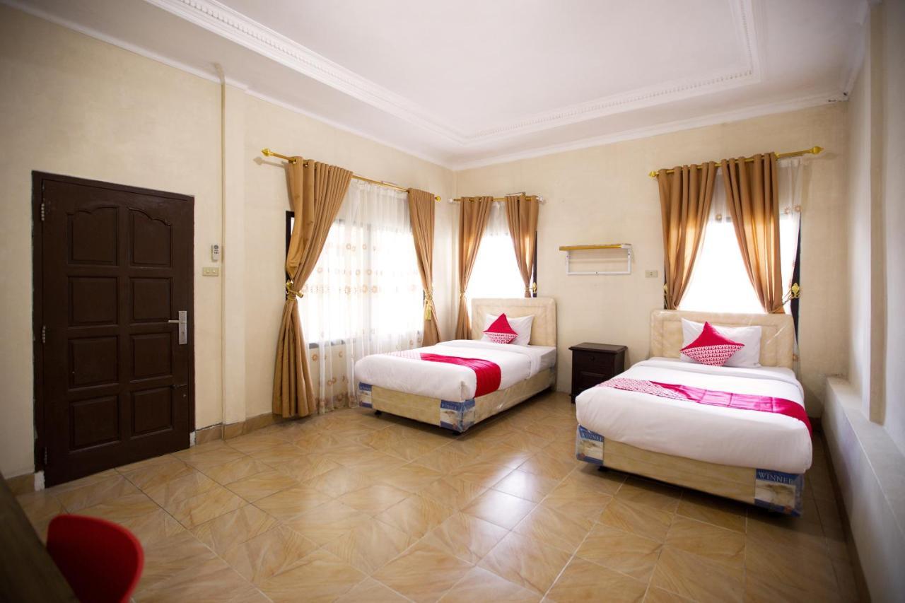 Oyo 3207 Hotel Gracia Bandar Lampung Extérieur photo