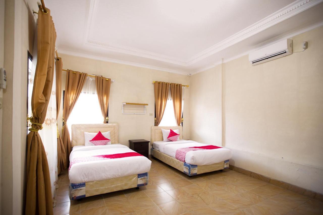 Oyo 3207 Hotel Gracia Bandar Lampung Extérieur photo