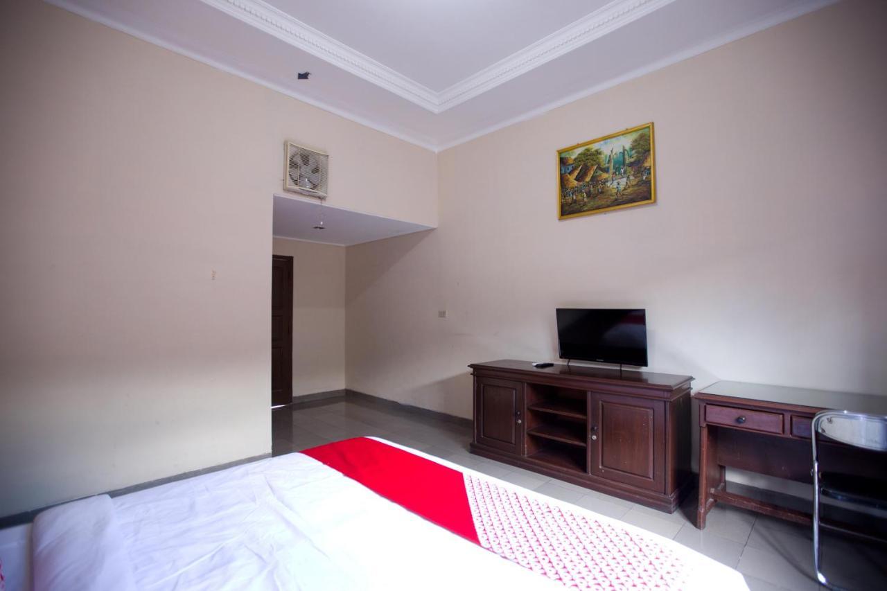 Oyo 3207 Hotel Gracia Bandar Lampung Extérieur photo
